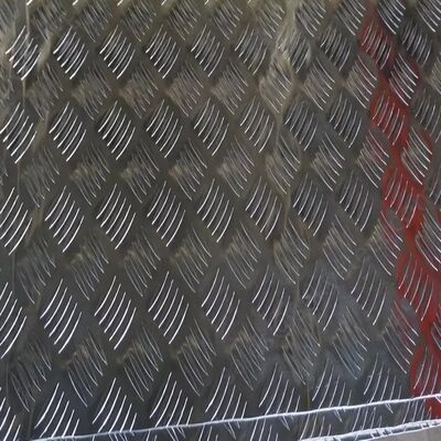 ورق صفحه چکر آلومینیومی پولیش 5 بار 8x4 5083 H112 8 X 4 2011 T6 آج روشن